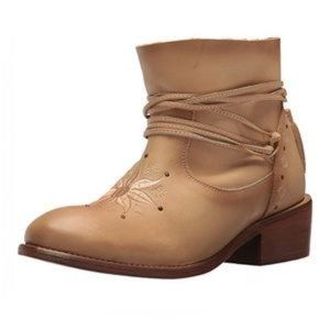 MUSSE & CLOUD Anthropologie Natural Leather KYLIE Embroidered Ankle Ties Boots